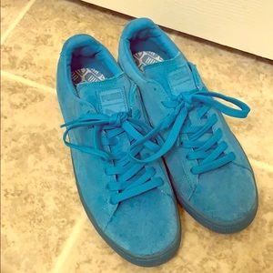 Women’s Puma Sneakers